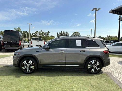 2022 Mercedes-Benz EQB 350 Base 4MATIC