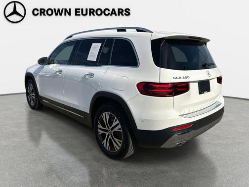 2025 Mercedes-Benz GLB 250 Base