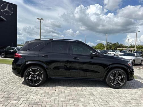 2025 Mercedes-Benz GLE 450 4MATIC