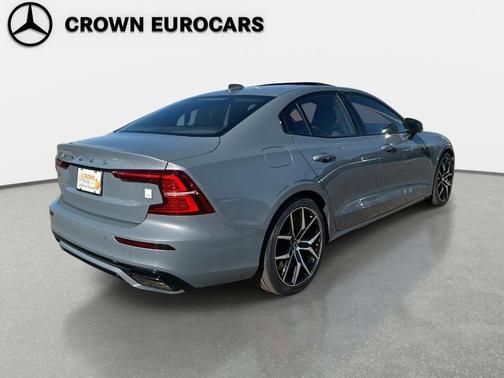2022 Volvo S60 Recharge Plug-In Hybrid T8 Polestar Engineered Extended Range