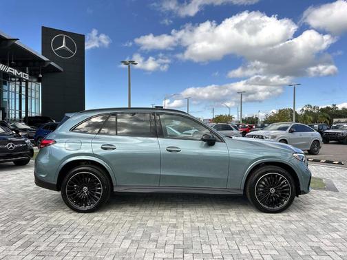 2026 Mercedes-Benz GLC 300 Base