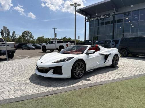 Arctic White 2024 Chevrolet Corvette Z06
