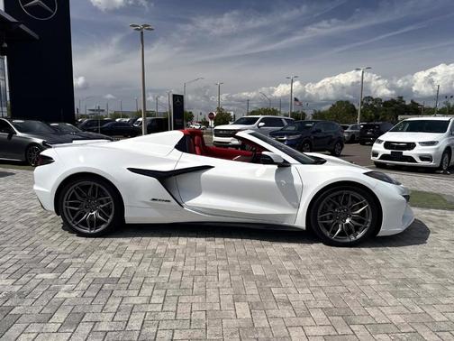 Arctic White 2024 Chevrolet Corvette Z06