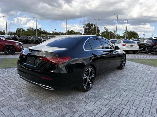 2023 Mercedes-Benz C-Class C 300