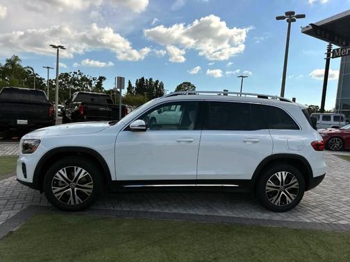 2025 Mercedes-Benz GLB 250 Base 4MATIC