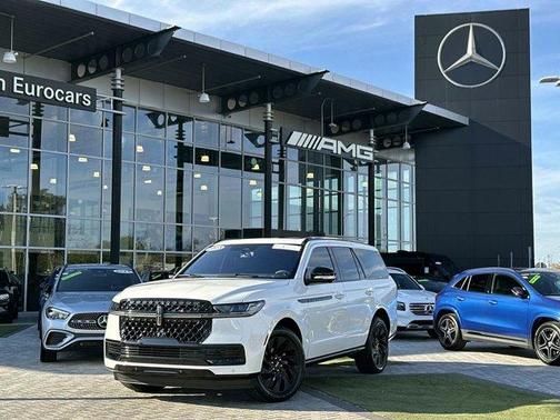 2025 Lincoln Navigator Reserve