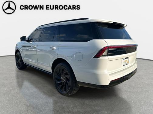 2025 Lincoln Navigator Reserve