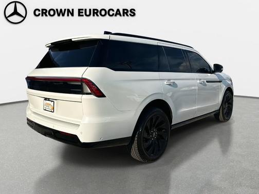 2025 Lincoln Navigator Reserve