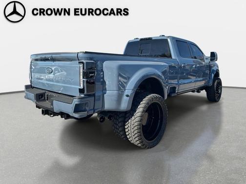 2023 Ford F-450 Lariat