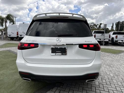 2025 Mercedes-Benz GLS 450 4MATIC