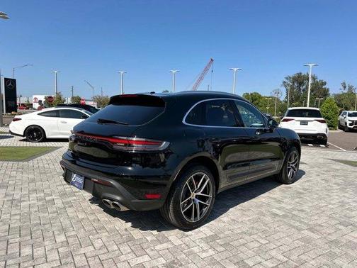 2022 Porsche Macan S