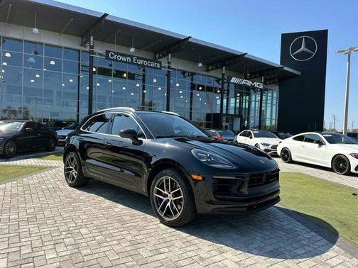 2022 Porsche Macan S