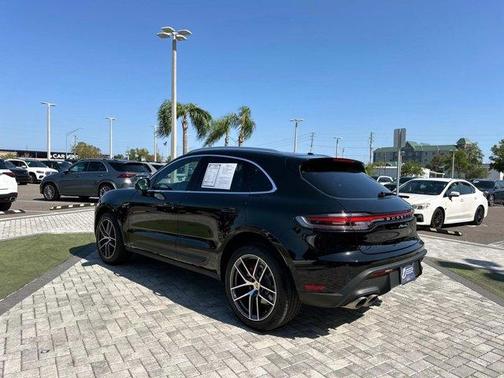 2022 Porsche Macan S