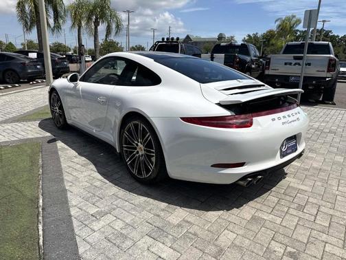 White 2014 Porsche 911 Carrera 4S