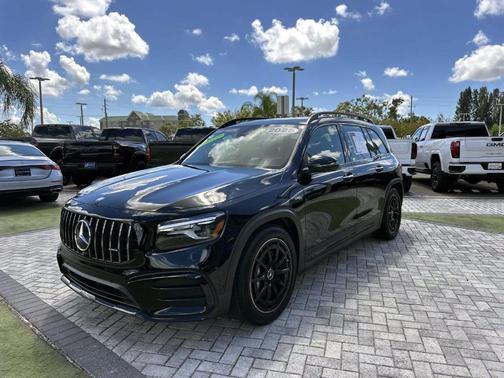 2025 Mercedes-Benz AMG GLB 35 Base
