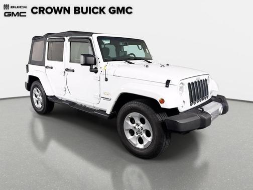 White 2015 Jeep Wrangler Unlimited Sahara