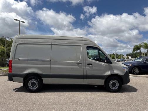 2025 Mercedes-Benz Sprinter 2500 144 WB