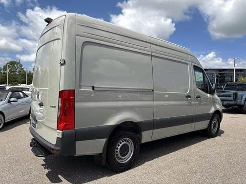 2025 Mercedes-Benz Sprinter 2500 144 WB