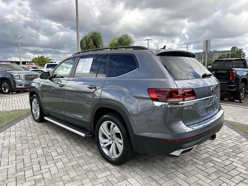 2022 Volkswagen Atlas 3.6L SE w/Technology