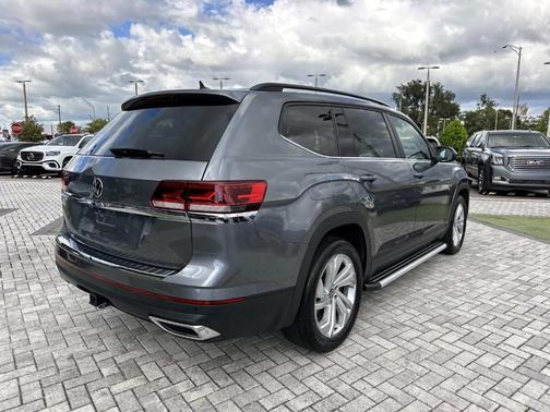 2022 Volkswagen Atlas 3.6L SE w/Technology
