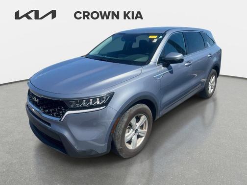 Silver 2023 Kia Sorento LX