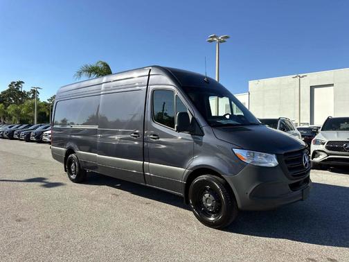 2026 Mercedes-Benz Sprinter 2500 170 WB