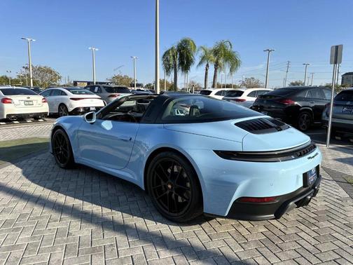 2026 Porsche 911 Targa 4 GTS