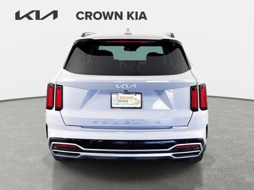 Gray 2022 Kia Sorento EX