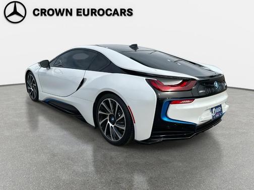 2015 BMW i8 Base