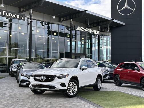 2026 Mercedes-Benz GLC 300 Base