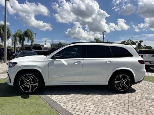 2026 Mercedes-Benz GLS 450 450 4MATICÂ
