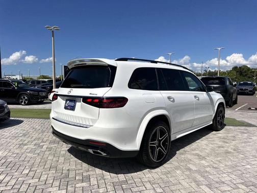 2026 Mercedes-Benz GLS 450 450 4MATICÂ