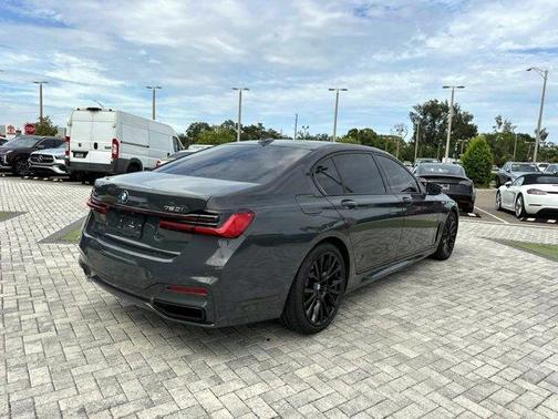 2020 BMW 750 i xDrive