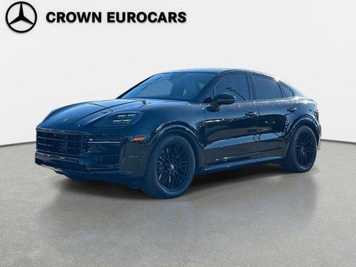 2025 Porsche Cayenne GTS