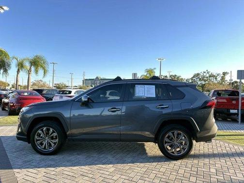 2022 Toyota RAV4 Hybrid Limited