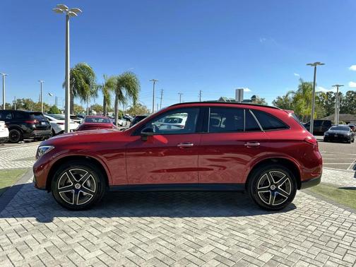 2026 Mercedes-Benz GLC 300 Base