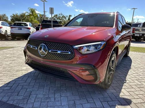2026 Mercedes-Benz GLC 300 Base