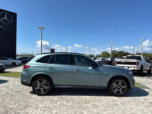 2025 Mercedes-Benz GLC 350e Base 4MATIC