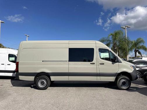 2026 Mercedes-Benz Sprinter 2500 High Roof