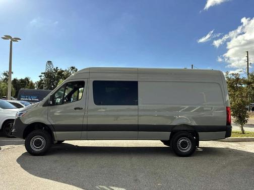 2026 Mercedes-Benz Sprinter 2500 High Roof