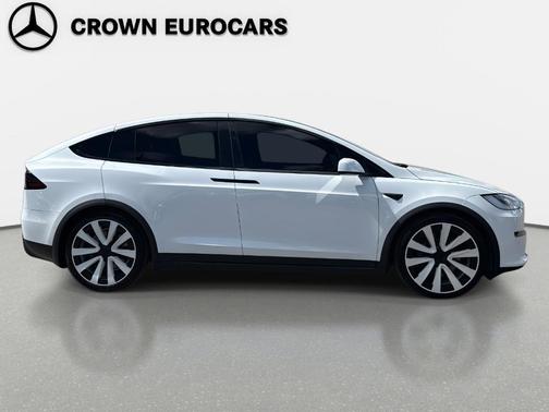 2022 Tesla Model X Plaid