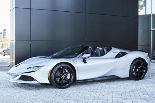 2024 Ferrari SF90 Spider Base