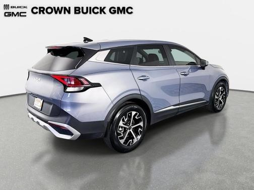 Silver 2024 Kia Sportage EX