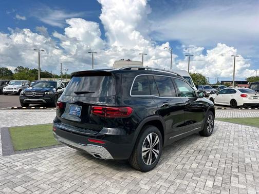 2025 Mercedes-Benz GLB 250 Base 4MATIC