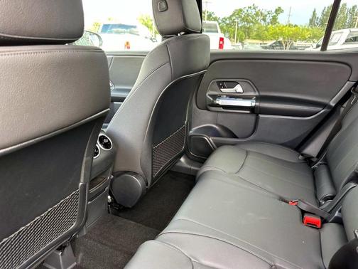 2025 Mercedes-Benz GLB 250 Base 4MATIC
