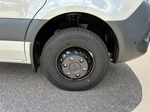 2025 Mercedes-Benz Sprinter 3500 170 WB High Roof Extended Cargo