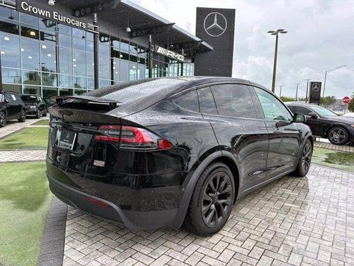 2022 Tesla Model X Plaid