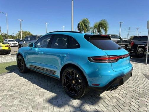 2022 Porsche Macan S