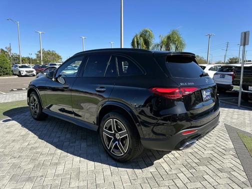 2026 Mercedes-Benz GLC 300 Base 4MATIC