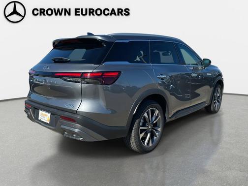 2022 INFINITI QX60 Luxe